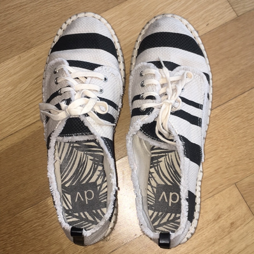 Dolce Vita Striped Platform Espadrille
